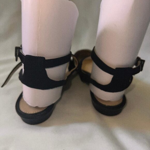 Gianni Bini Dual strap black flats - Picture 3 of 4